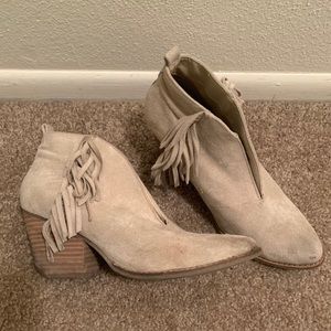 Fringe bootie
